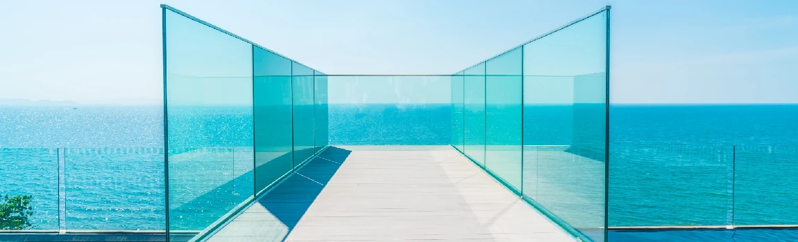 Customized Glass Pool Fence Repair Services in South Bradenton, FL